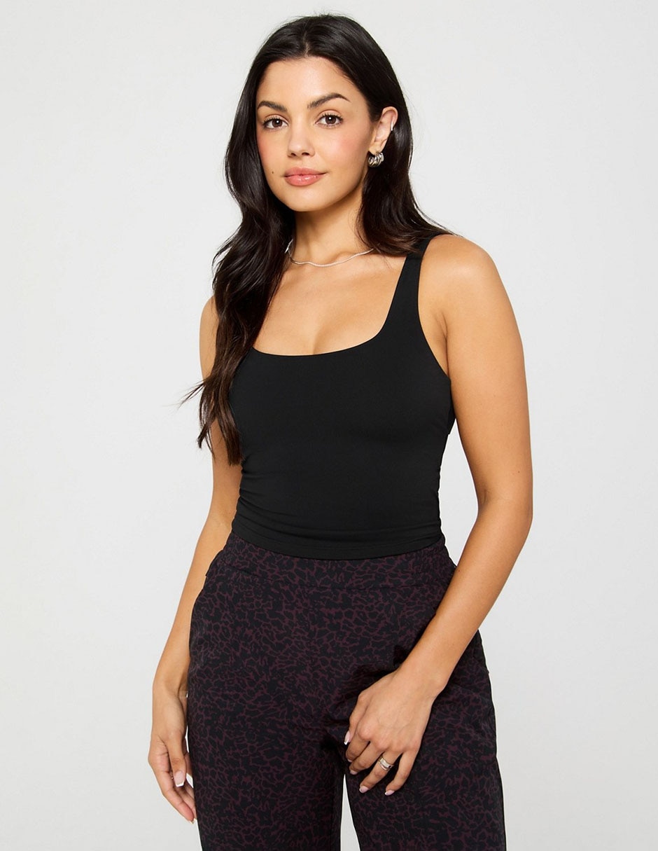 Playera cuello cuadrado mujer