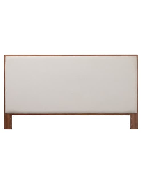 Cabecera Nusa Haus de madera y tela